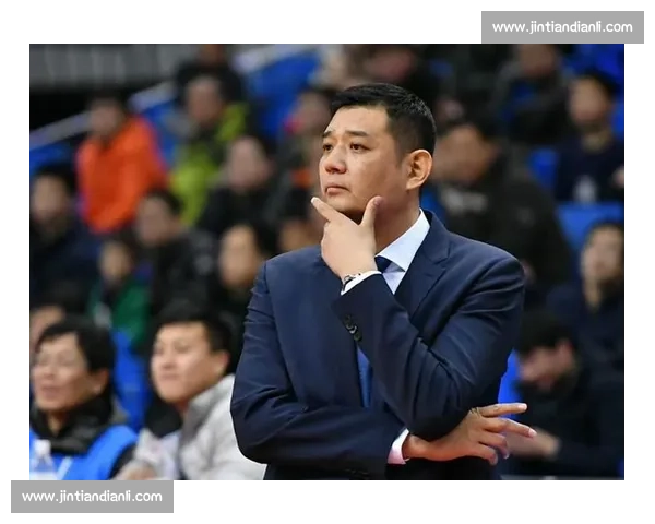 巅峰对决回望巩晓彬与王治郅的内线传奇较量与时代记忆 巅峰对决回望巩晓彬与王治郅的内线传奇较量与时代记忆